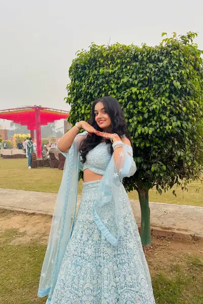 Call Girls In Ganesh Nagar 9711800081 Escorts Service Delhi NCR — image 2