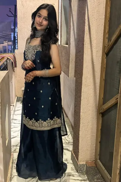 Call Girls In Jhilmil Colony 9711800081 Escorts Service Delhi NCR