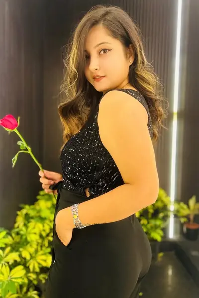 Call Girls In Mayur Vihar Phase 2 9711800081 Escorts Service Delhi NCR — image 2