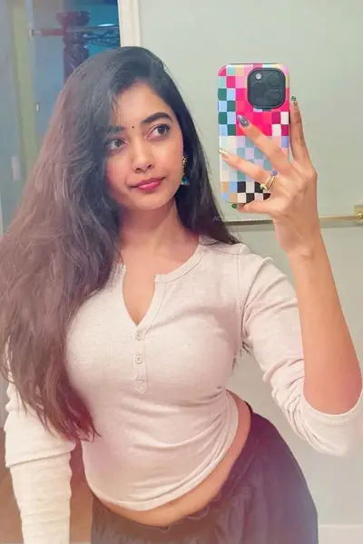 Call Girls In Sainik Farm 9711800081 Escorts Service Delhi NCR