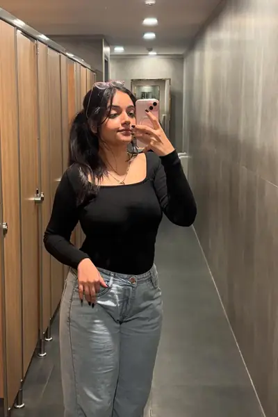 Call Girls In Nirman Vihar 9711800081 Escorts Service Delhi NCR