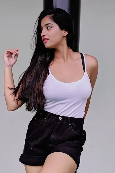 Call Girls In Shastri Park 9711800081 Escorts Service Delhi NCR — image 2