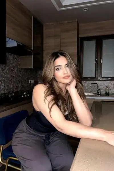 9319099832  Call Girls In vasant Kunj  | Book Your Dream Girl From Here 24/7