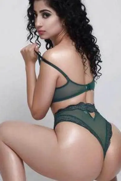 Wadala Collage Girls ❣️8956550336꧂ Private Housewife Escorts Vashi