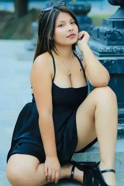 BEAUTIFUL YOUNG LOW REET CALL GIRLS IN DELHI {Geetanjali Enclave}CALL US,7042104524