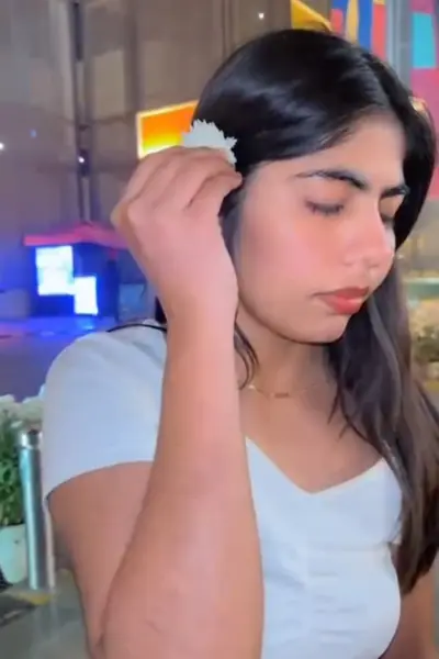 I am high class escort elite girl from Noida, all service available — image 3