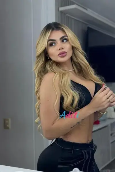 Call Girls In Munirka Delhi (-DELHI-) 8826243211 Call Girls Service