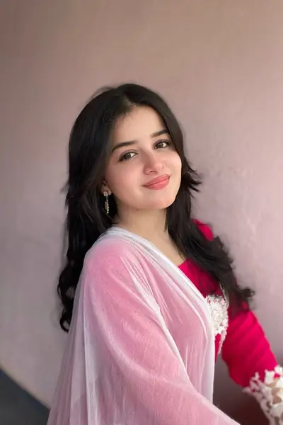 Call Girls In Noida Sector-22=(9953331503) VIP Escort