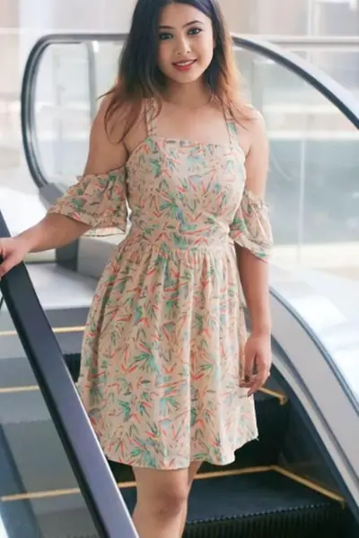 9319099832 Independent Dwarka Call Girls 100% Low Price @Book Now